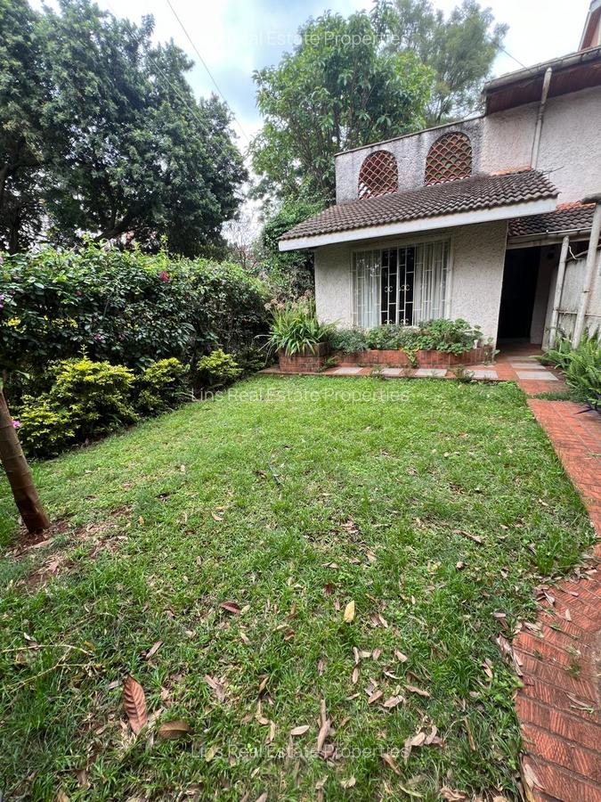 2 Bed House with En Suite in Brookside - 1