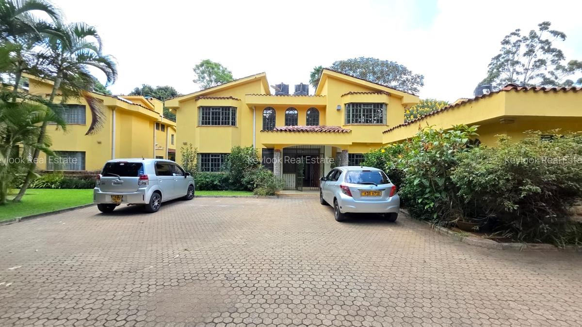 4 Bed Townhouse with En Suite at Lavington Green - 4