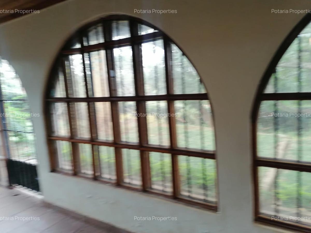 4 Bed House with En Suite in Loresho - 4