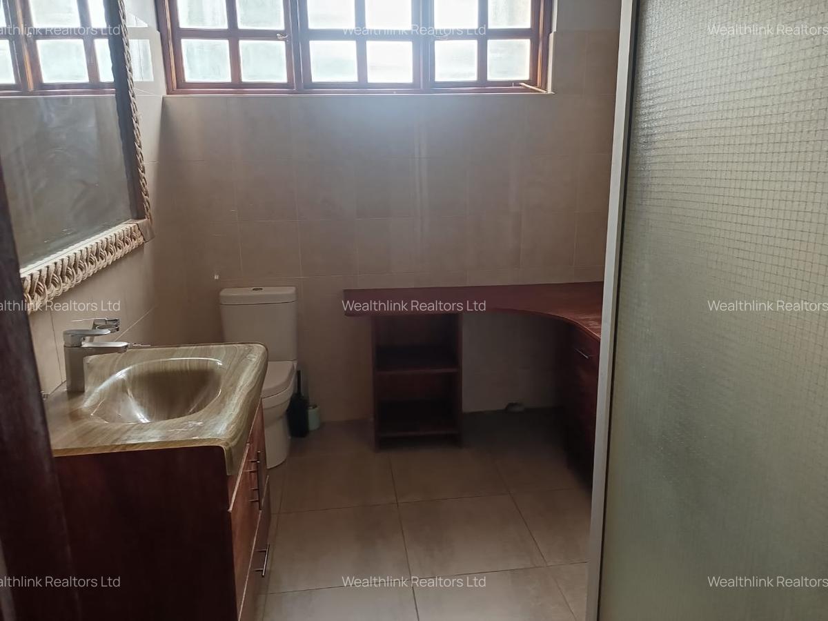 4 Bed House with En Suite at Runda - 10