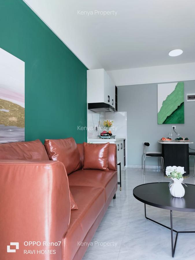 Studio Apartment with Swimming Pool at Wanyee Rd - 6