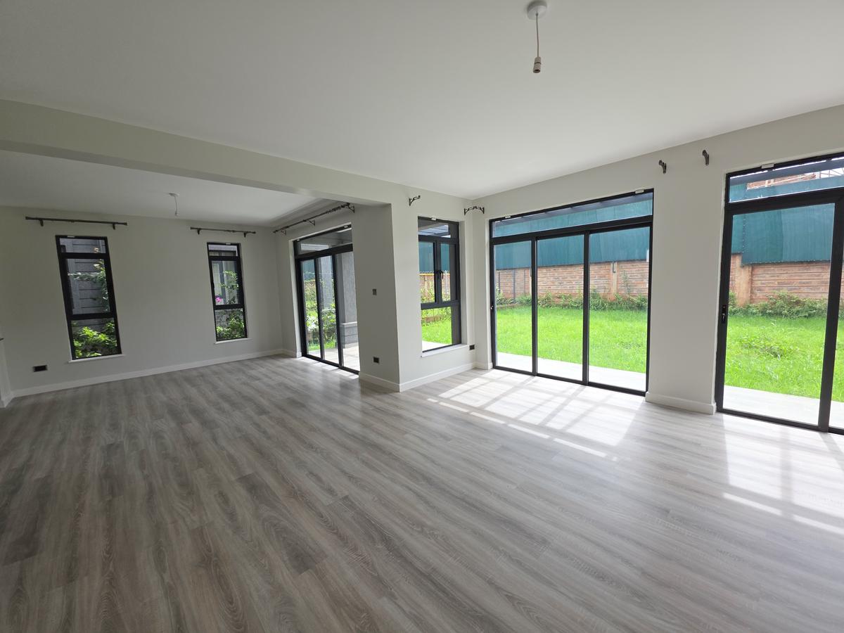 4 Bed Townhouse with Swimming Pool in Runda - 12