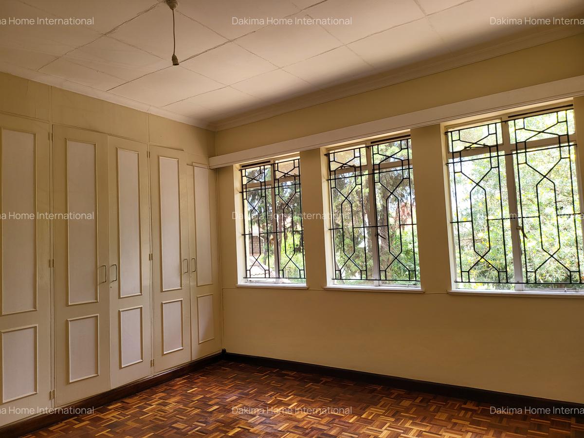 5 Bed House with En Suite in Gigiri - 15