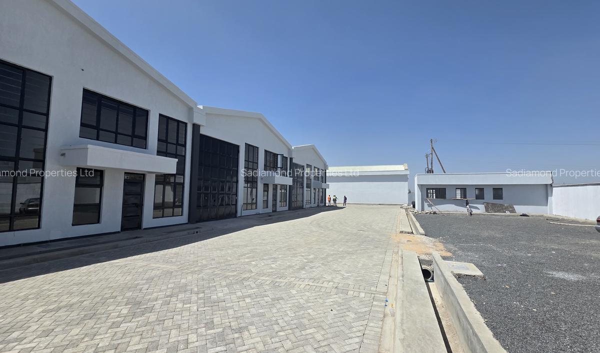 Warehouse with Parking at North Airport Road - 1