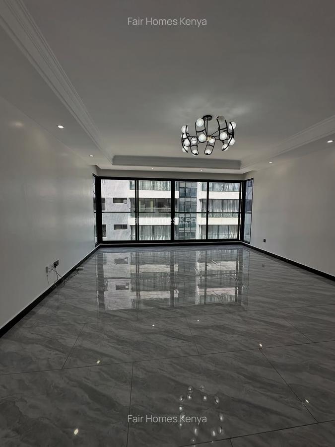 3 Bed Apartment with En Suite at Othaya Road - 3