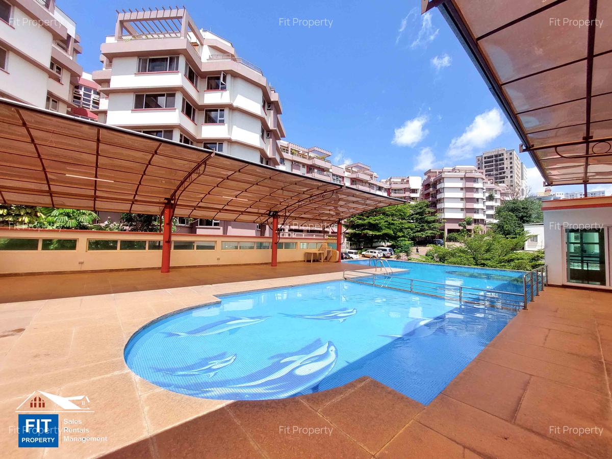 3 Bed Apartment with En Suite in Parklands - 1