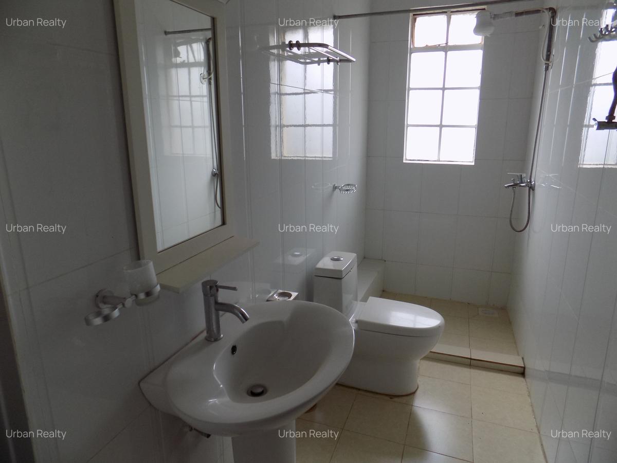 4 Bed Apartment in Kilimani - 14