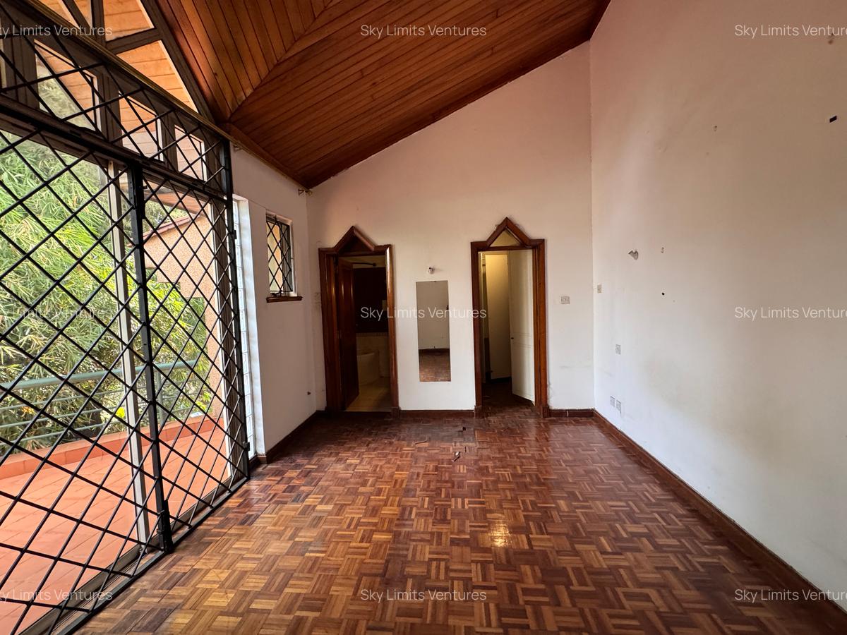 4 Bed Townhouse with En Suite in Kilimani - 17