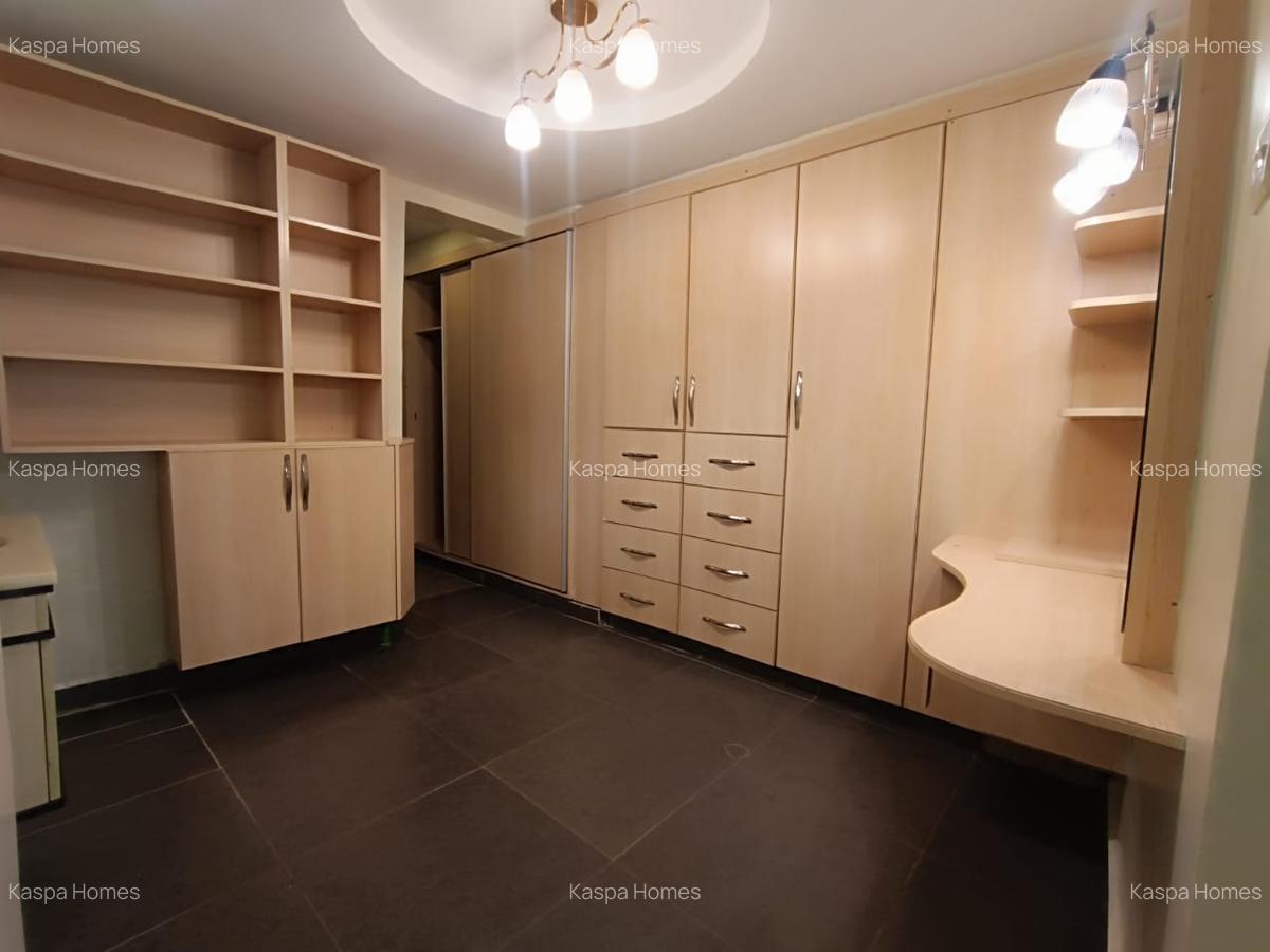 3 Bed House with En Suite in Karen Hardy - 4