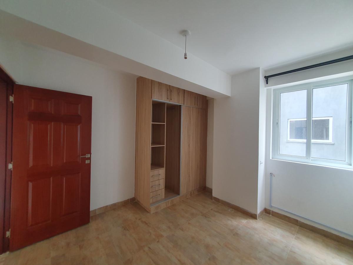 4 Bed Apartment with En Suite in General Mathenge - 12