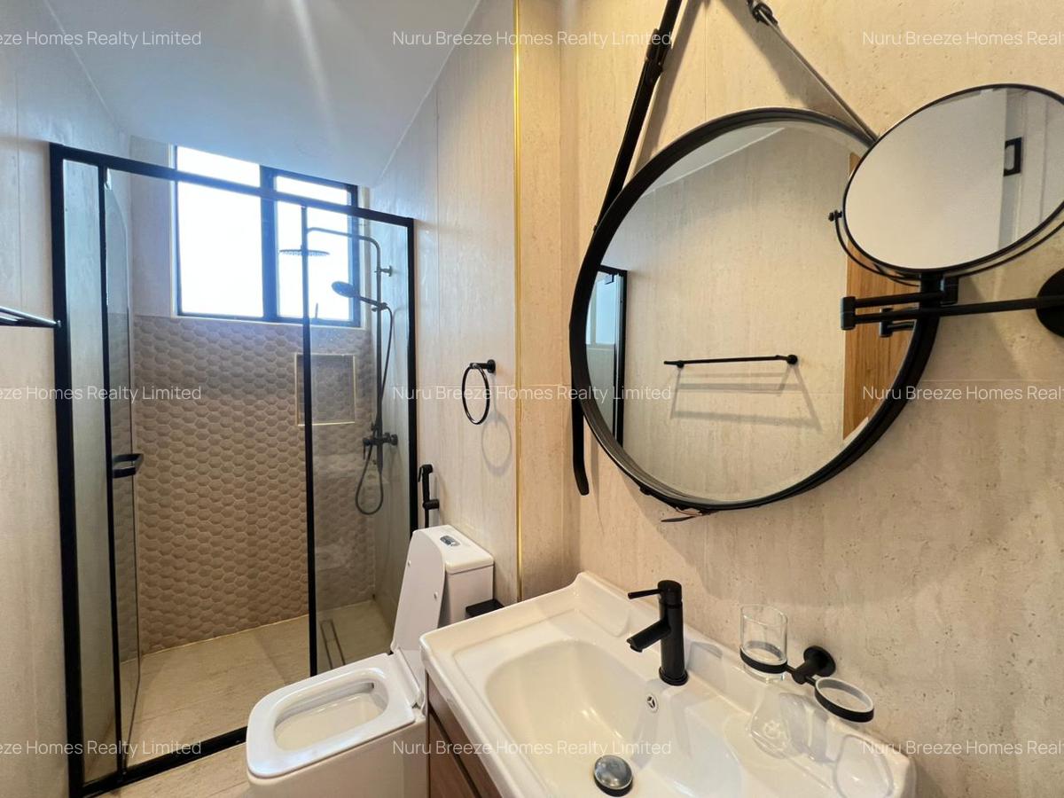 3 Bed Apartment with En Suite in Brookside - 4