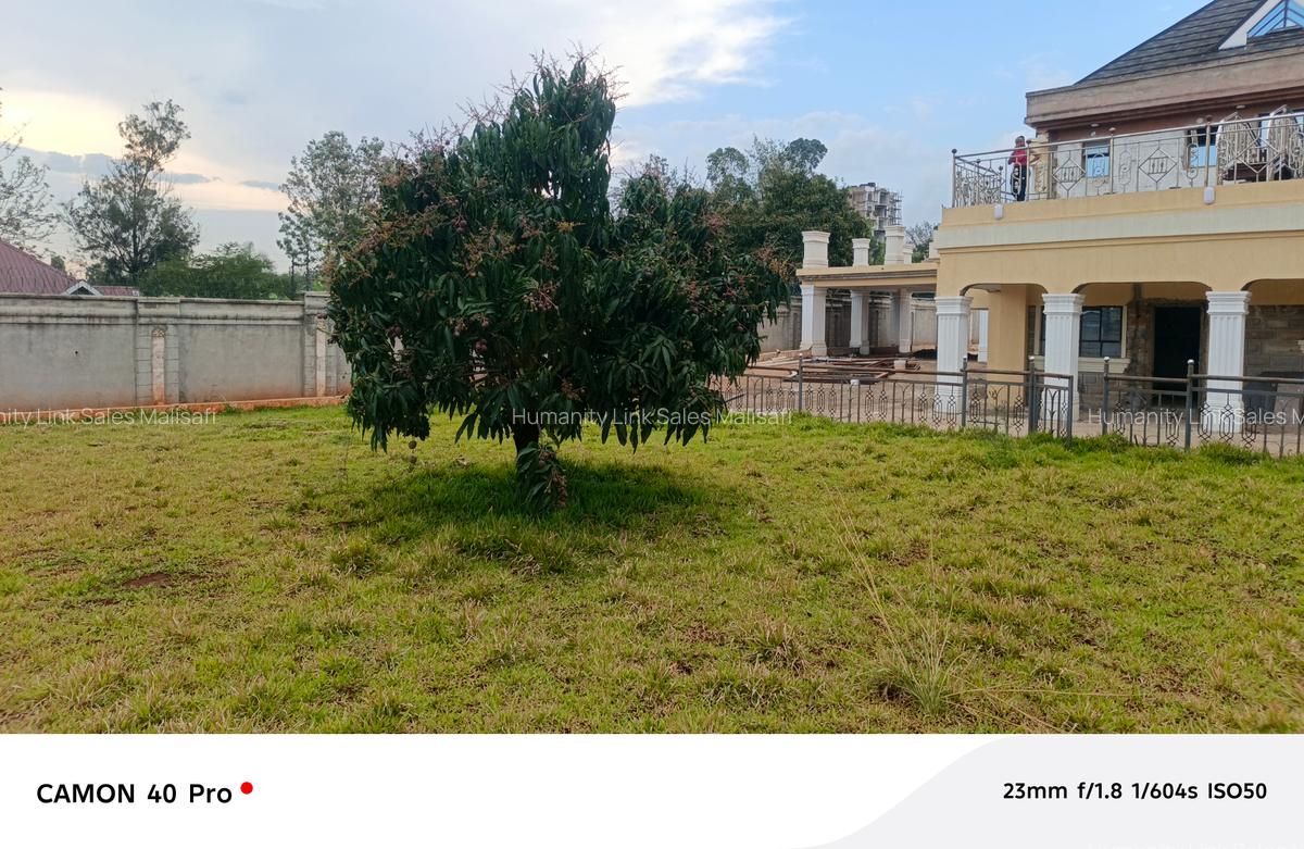 5 Bed Villa with En Suite at Safari Park Avenue - 7