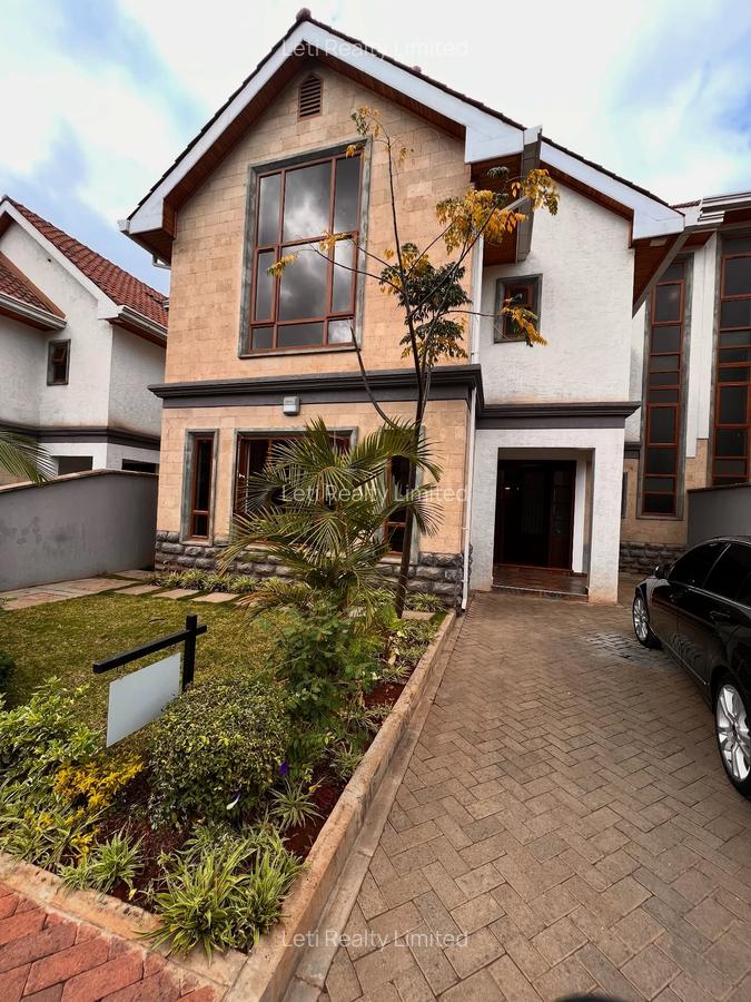 5 Bed Townhouse with En Suite in Lavington - 1