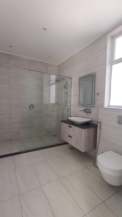 3 Bed Apartment with En Suite at Rhapta Rd - 13