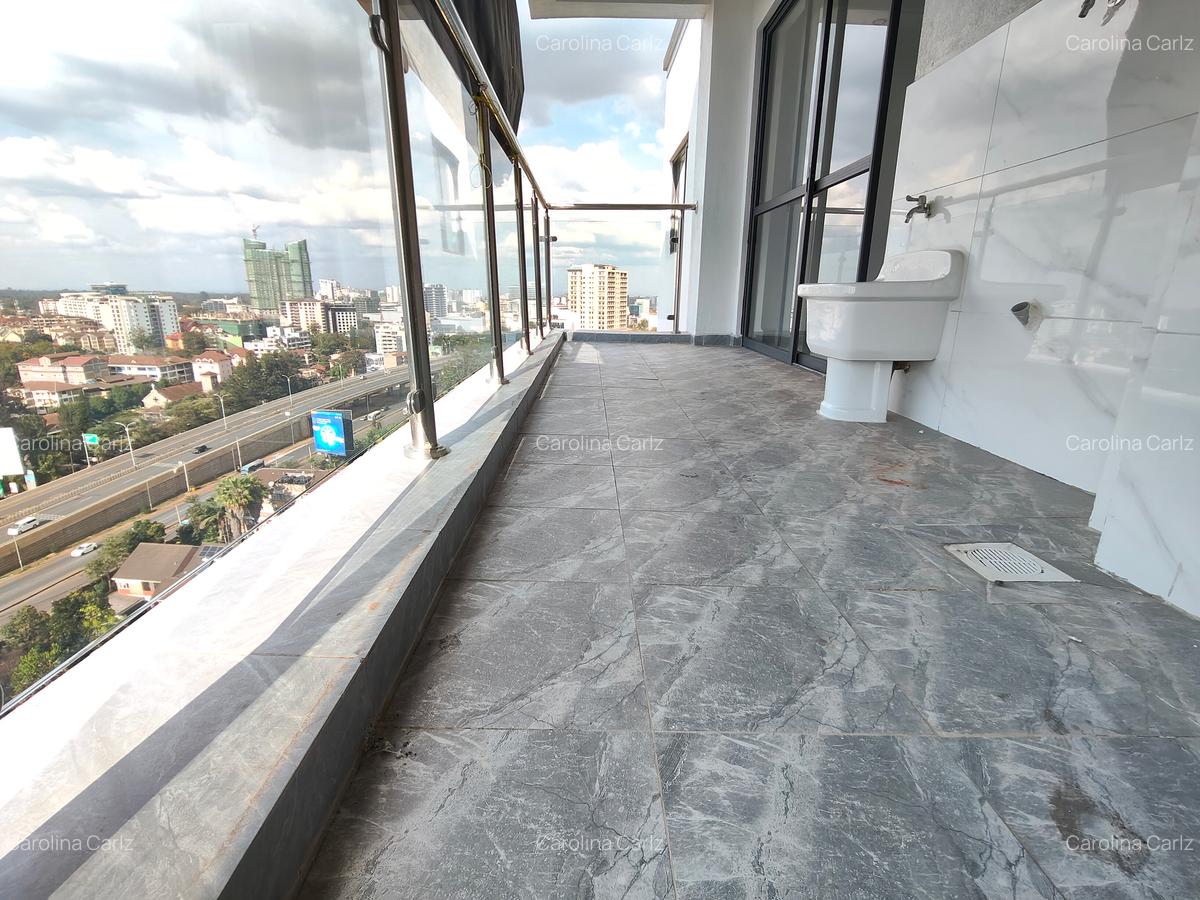 3 Bed Apartment with En Suite at Westlands Road - 6