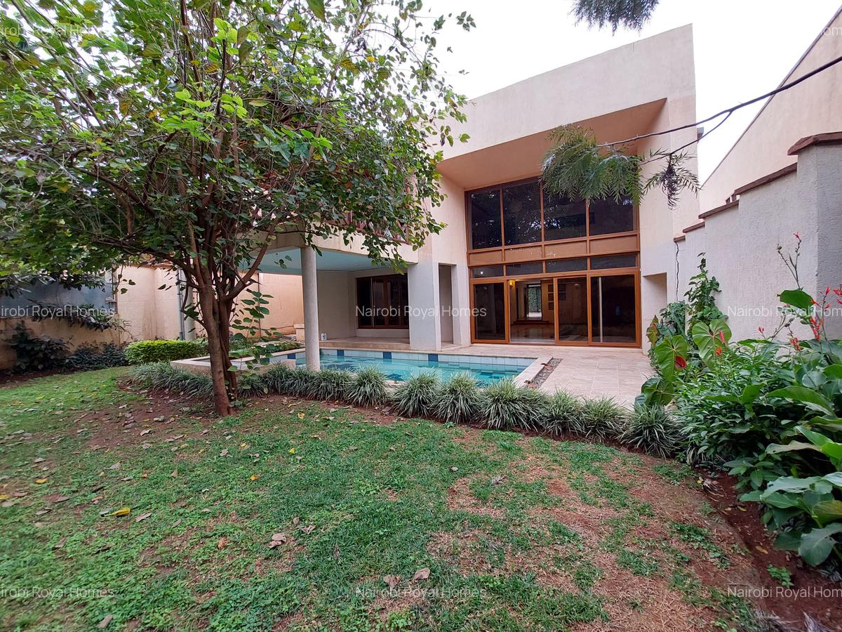 5 Bed Townhouse with En Suite at Convent Drive - 8