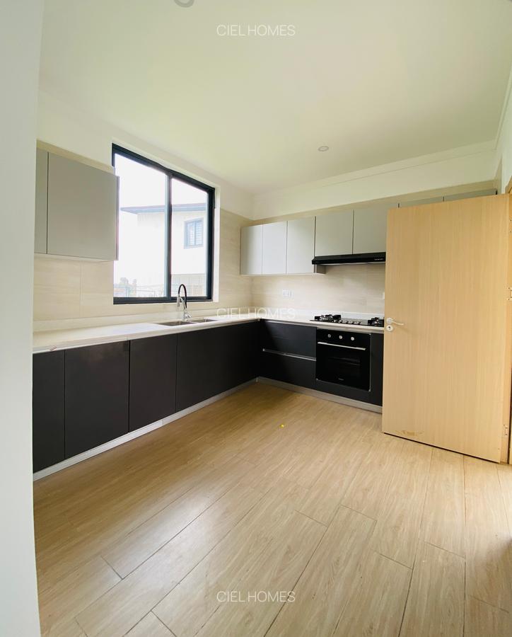 4 Bed Villa with En Suite in Ongata Rongai - 4