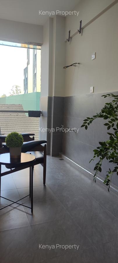 3 Bed Apartment with En Suite at Wood Avenue - 18