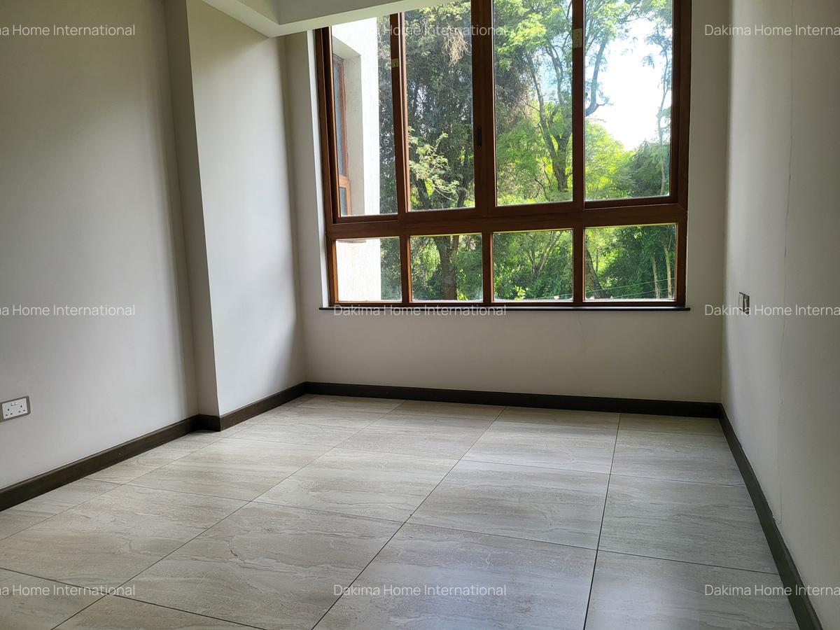 3 Bed Apartment with En Suite in General Mathenge - 12