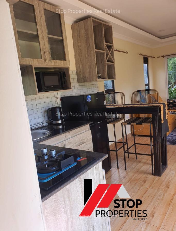 1 Bed House with En Suite in Loresho - 4