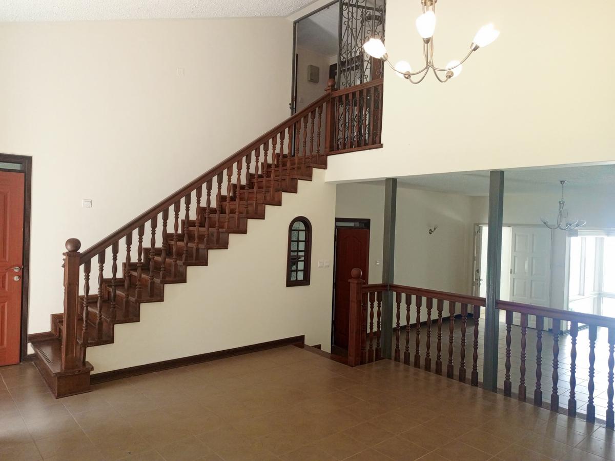 4 Bed Townhouse with En Suite in Muthaiga - 4