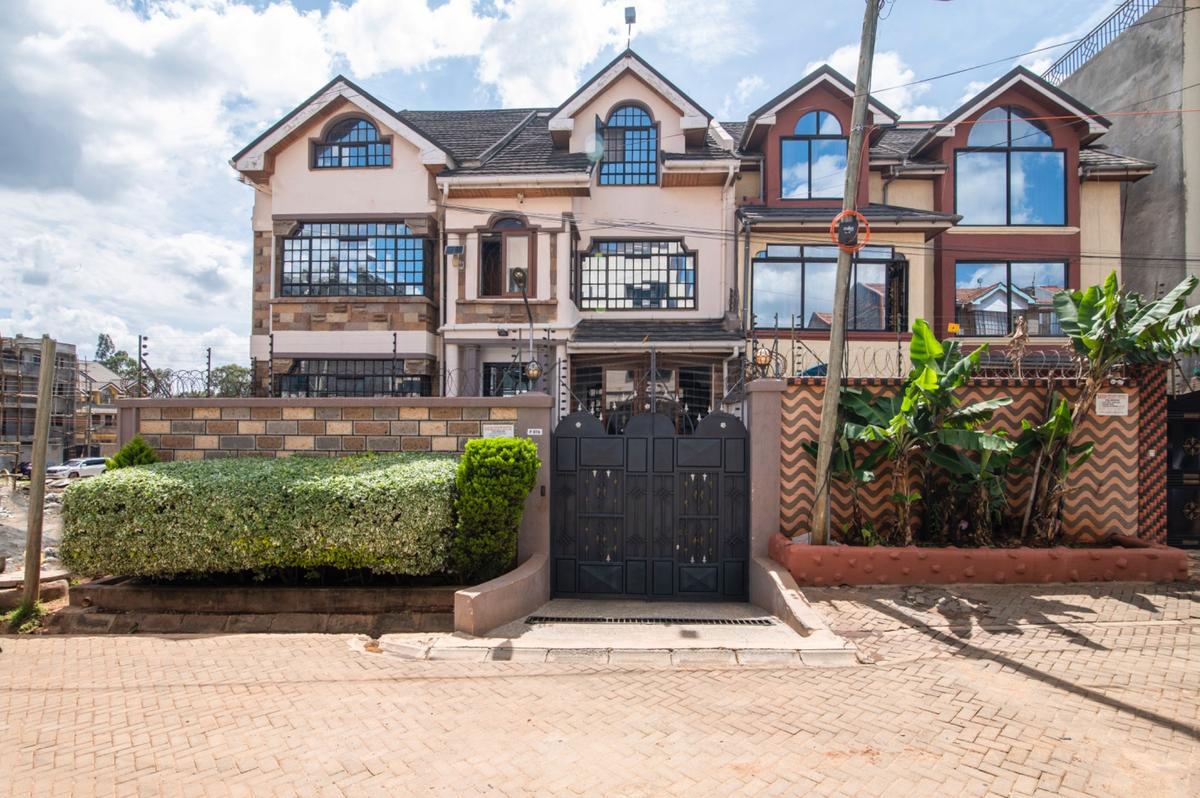 5 Bed Townhouse with En Suite in Langata - 20