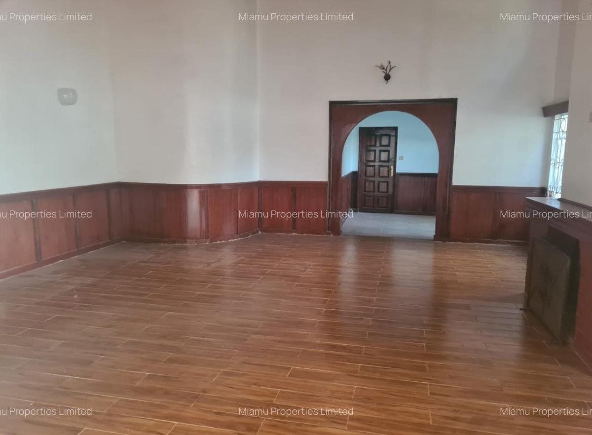 7 Bed House with En Suite at Njathaini Road - 2