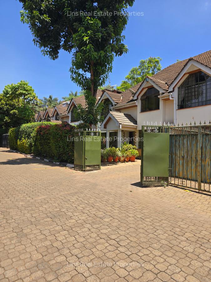 5 Bed Townhouse with En Suite in Lavington - 1