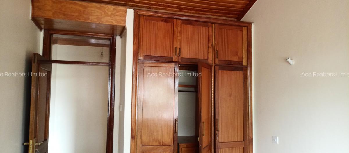 3 Bed Apartment with En Suite at Rhapta Road - 6