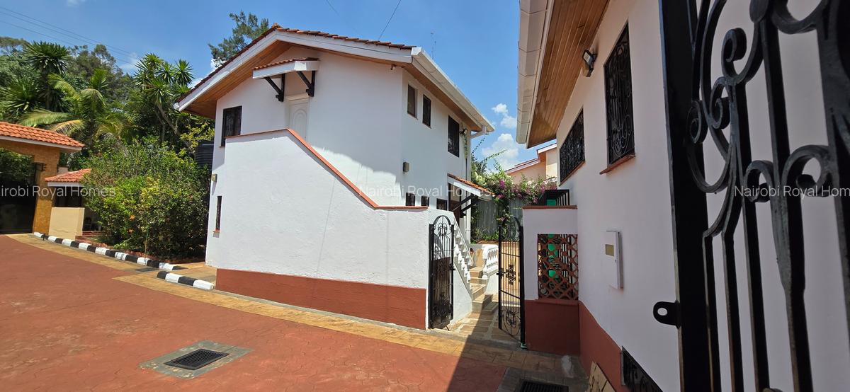 5 Bed House with En Suite at Off Un Avenue - 19