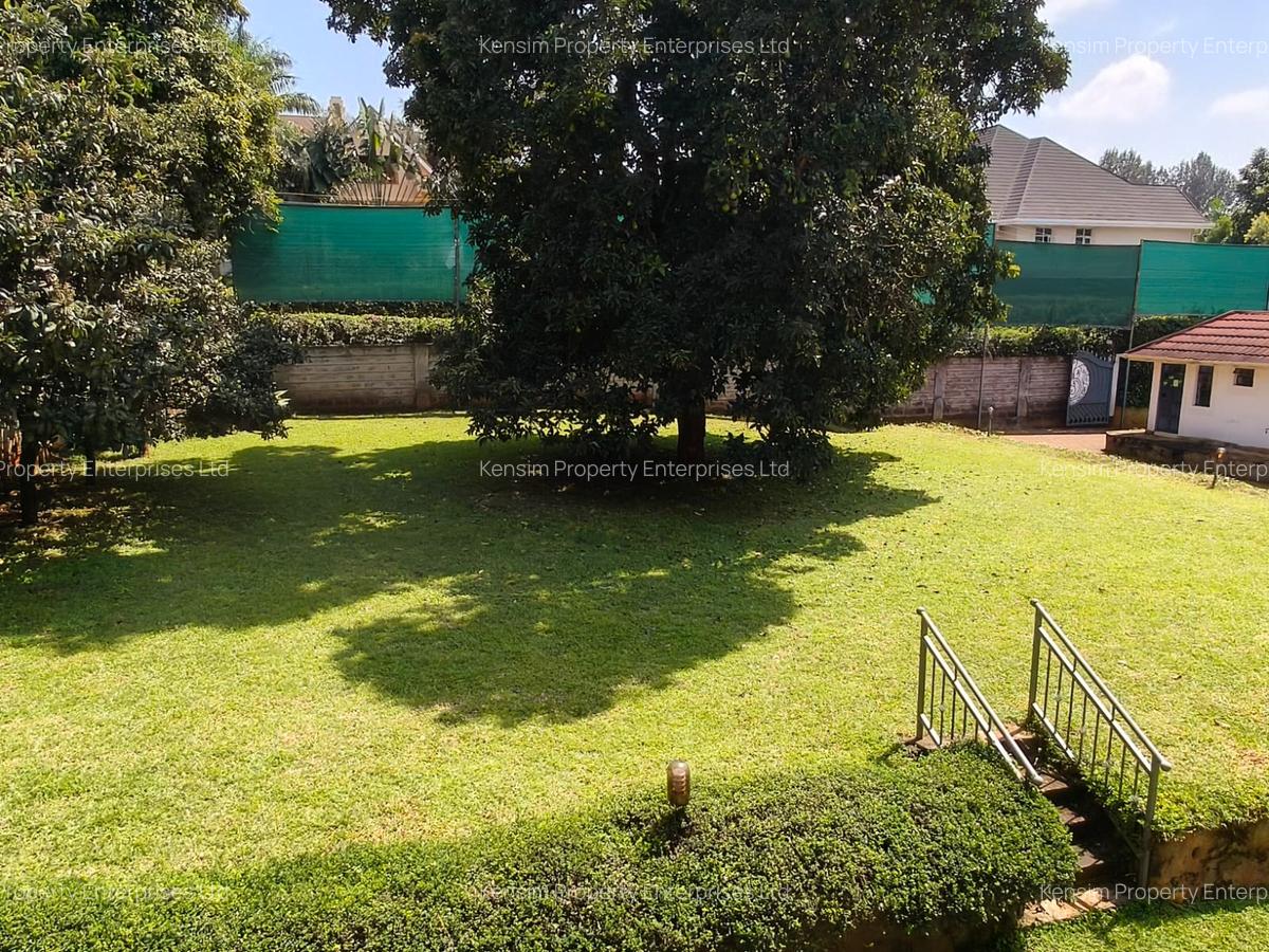 5 Bed Townhouse with En Suite in Runda - 2