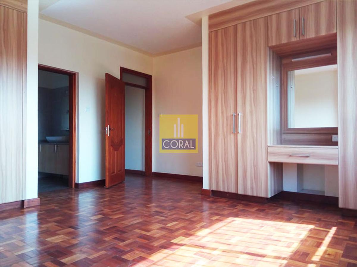 3 Bed Apartment with En Suite in Kilimani - 5