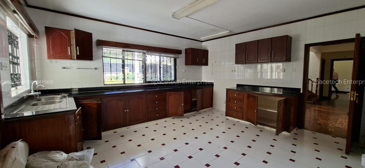 4 Bed House with En Suite in Thigiri - 7