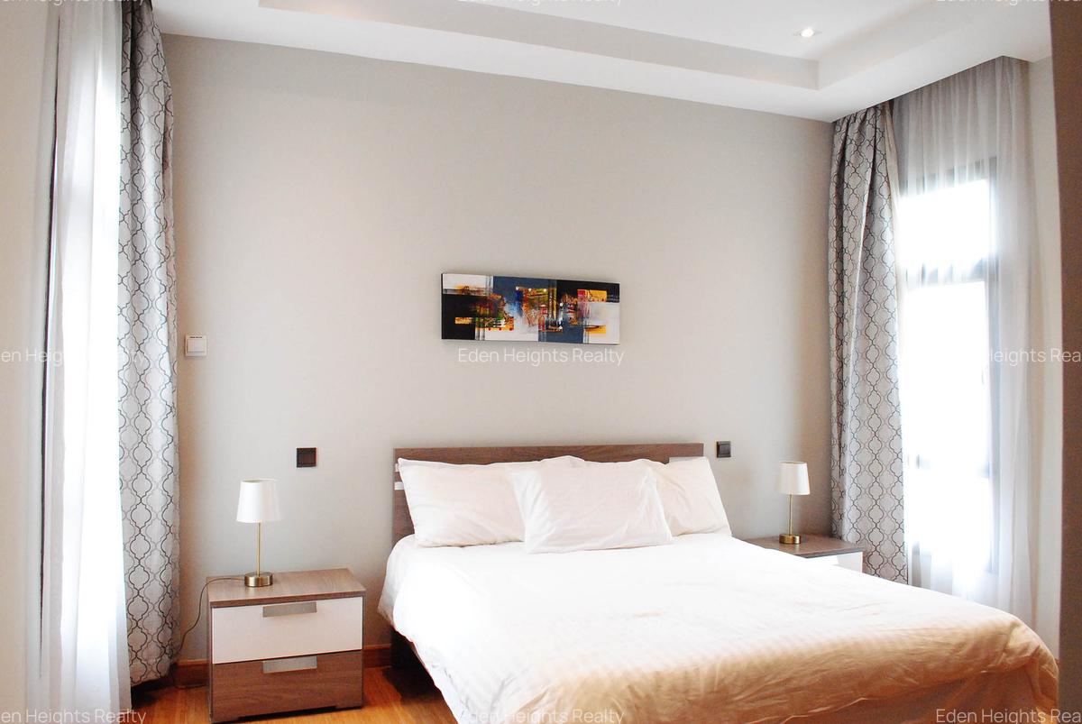 Furnished 3 Bed Apartment with En Suite in Riverside - 5