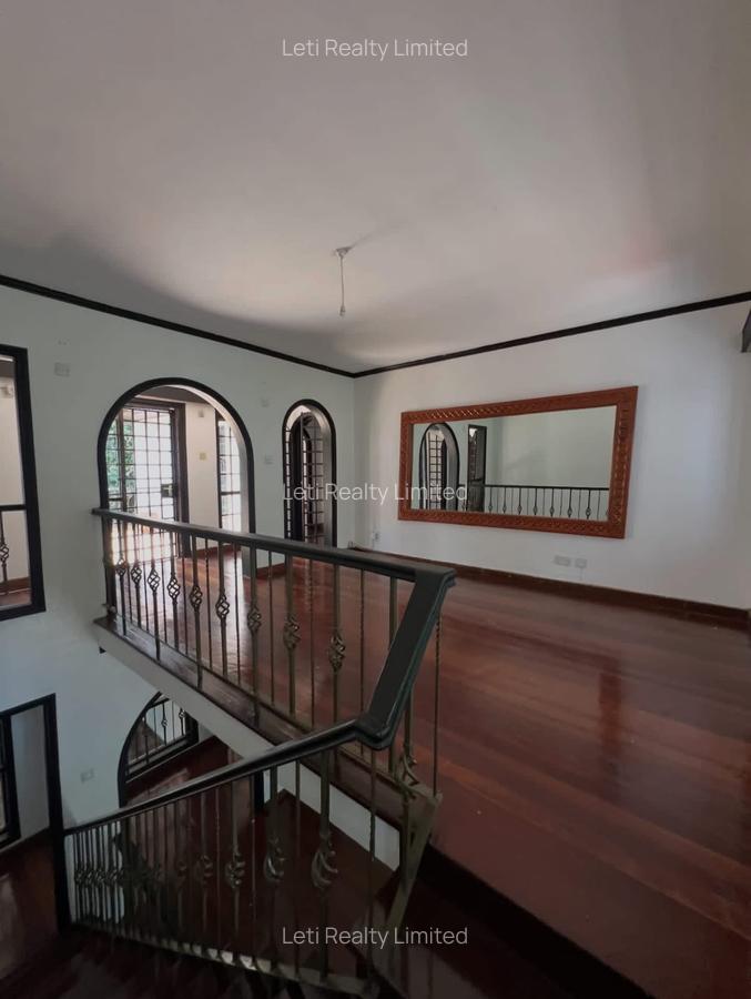 4 Bed Townhouse with En Suite in Riverside - 8
