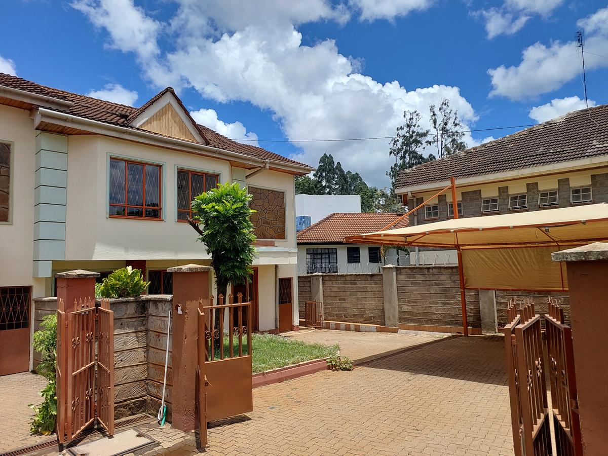 4 Bed Townhouse with En Suite at Musa Road - 3