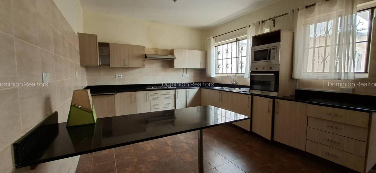5 Bed Townhouse with En Suite in Lower Kabete - 6