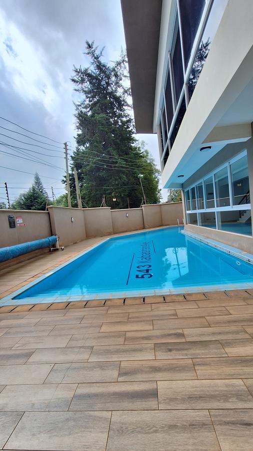 5 Bed Townhouse with En Suite at Lavington. - 4