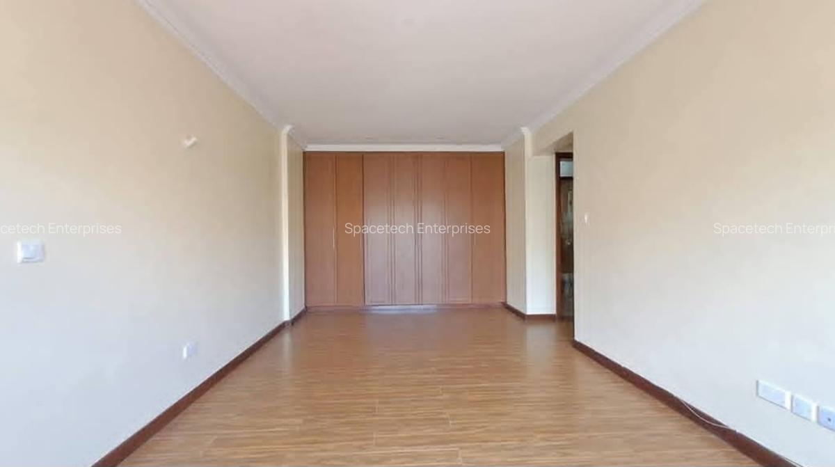 3 Bed Apartment with En Suite in Westlands Area - 8