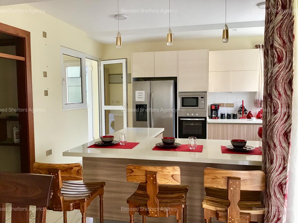 4 Bed Villa with En Suite in Kiambu Road - 8
