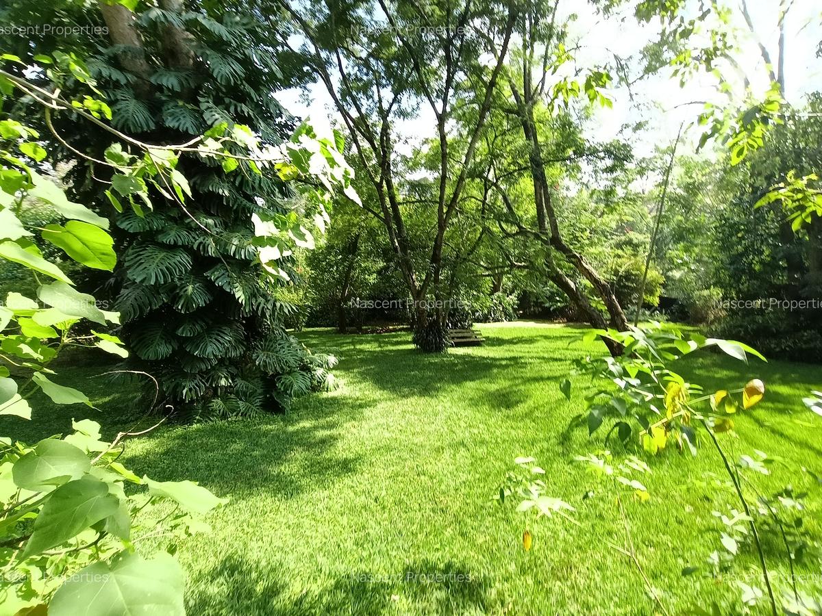 4 Bed House with En Suite in Runda - 5