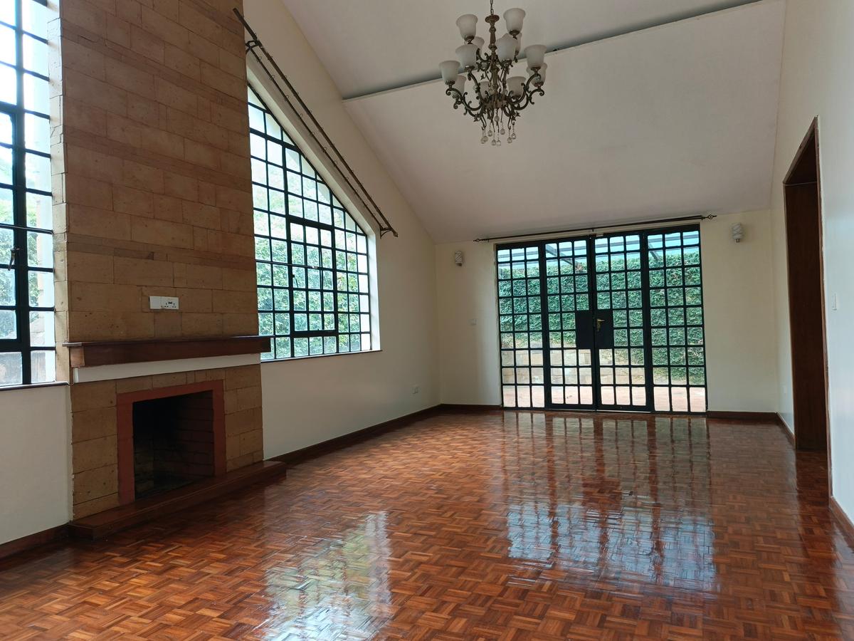 4 Bed Townhouse with En Suite in Kitisuru - 6