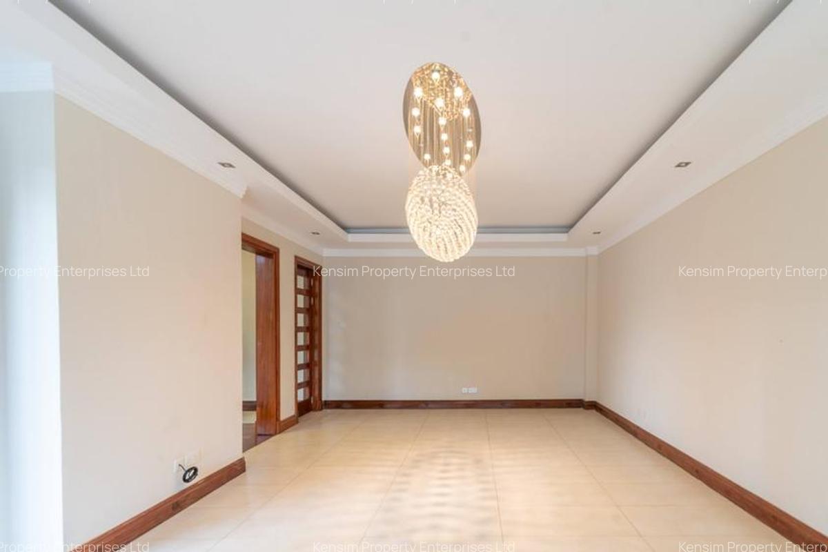5 Bed Townhouse with En Suite in Karen - 18