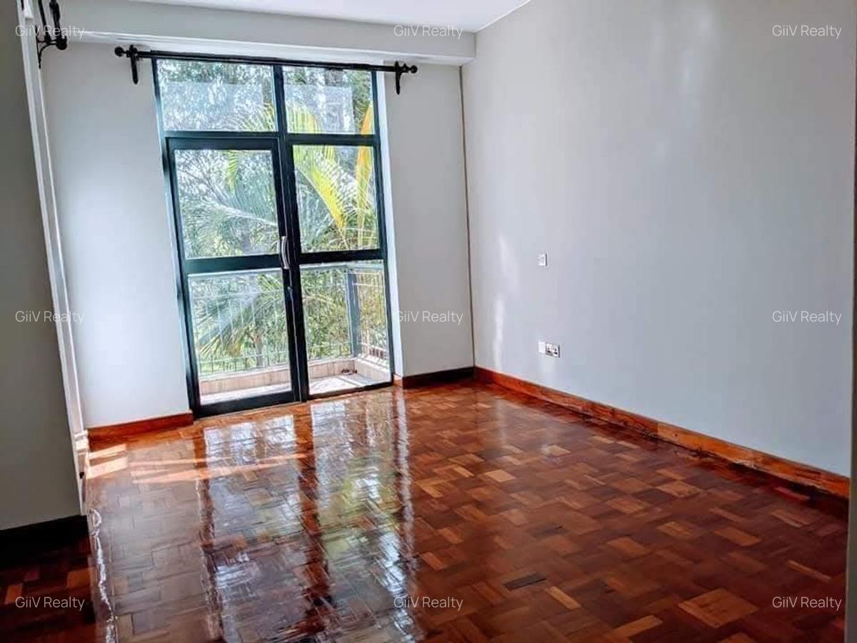 3 Bed Apartment with En Suite in Westlands Area - 10