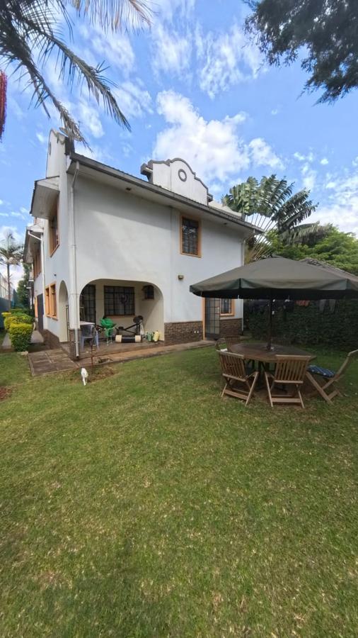 4 Bed Townhouse with En Suite at Lavington Green - 1