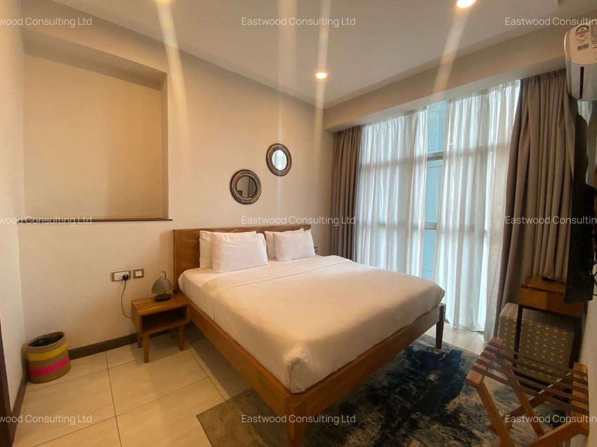 Serviced 1 Bed Apartment with En Suite in Westlands Area - 4