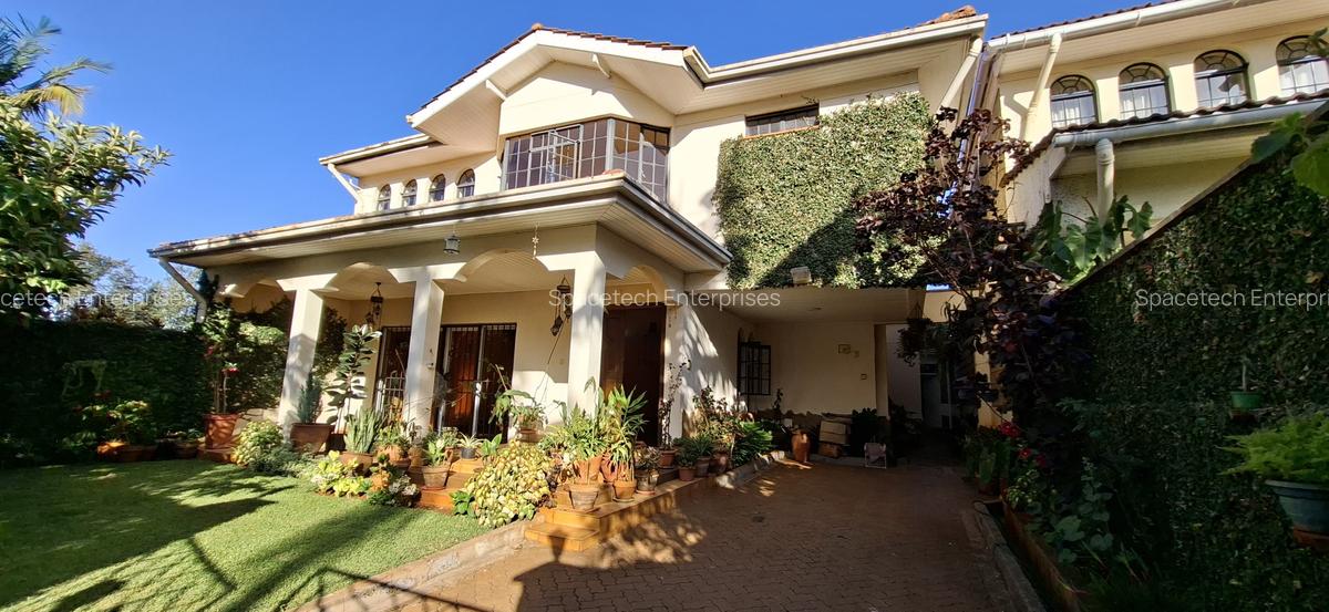 4 Bed Townhouse with En Suite in Westlands Area - 3