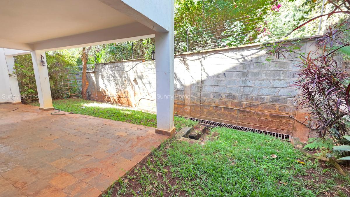 4 Bed Townhouse with En Suite at Convent Drive - 4