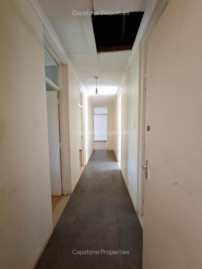 4 Bed House with En Suite in Kyuna - 9