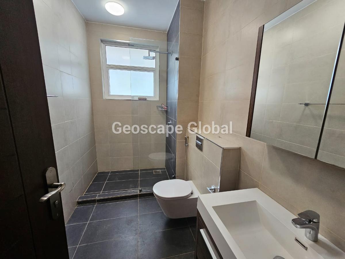 3 Bed Apartment with En Suite in Westlands Area - 15
